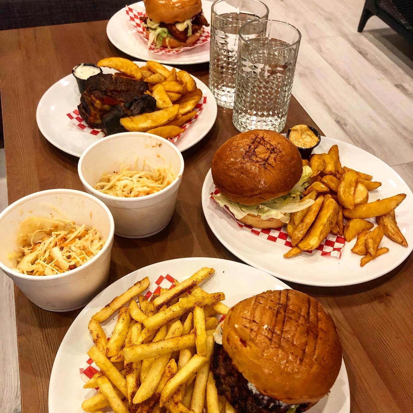 Archie's Burger - Eat Out Vilnius